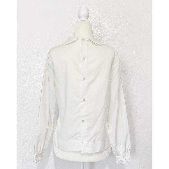 Vintage 60s 70s collared white blouse. - Picture 3 of 11